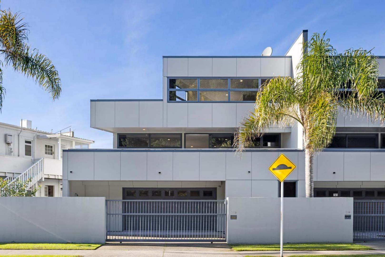 Pacific Escape - Downtown, Beach & Sea Views Mount Maunganui Εξωτερικό φωτογραφία